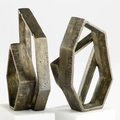 Bookends8932062