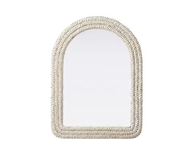 Mirror6713846