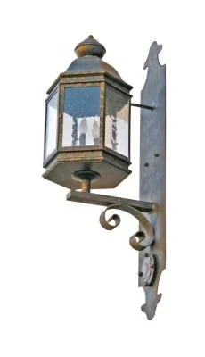 Three Light Outdoor Lantern551736