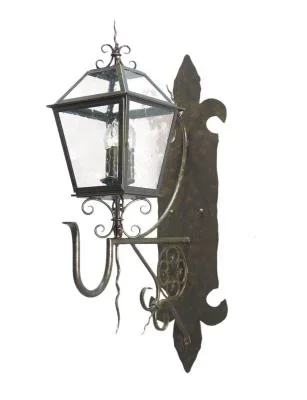 Three Light Outdoor Lantern551737